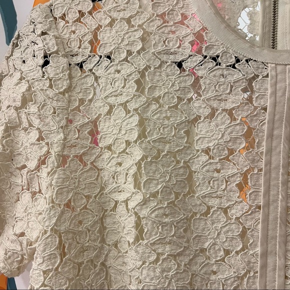 LOVER THE LABEL Aus White Lace MIDI Dresa - Picture 9 of 9